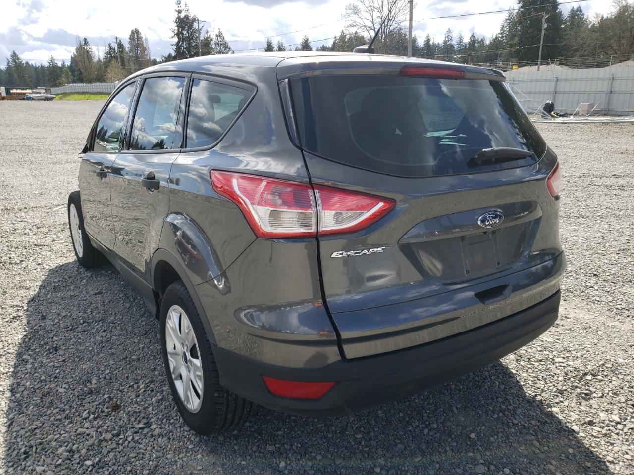 Photo 3 from auction – 2015 FORD ESCAPE S with VIN 1FMCU0F77FUA09488