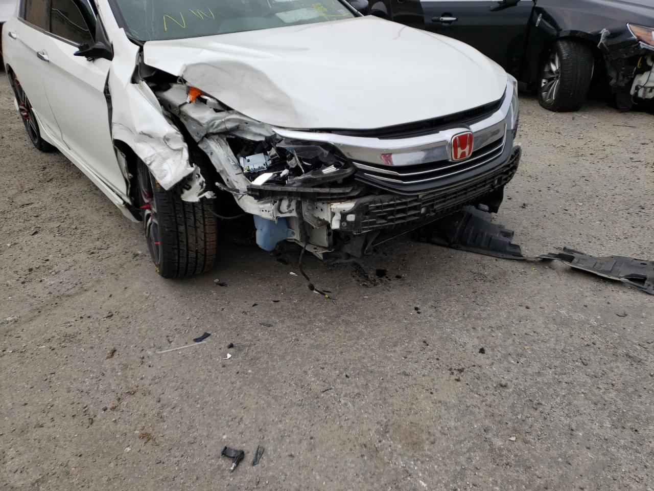 Photo 16 from auction – 2017 HONDA ACCORD SPO with VIN 1HGCR2F11HA045082