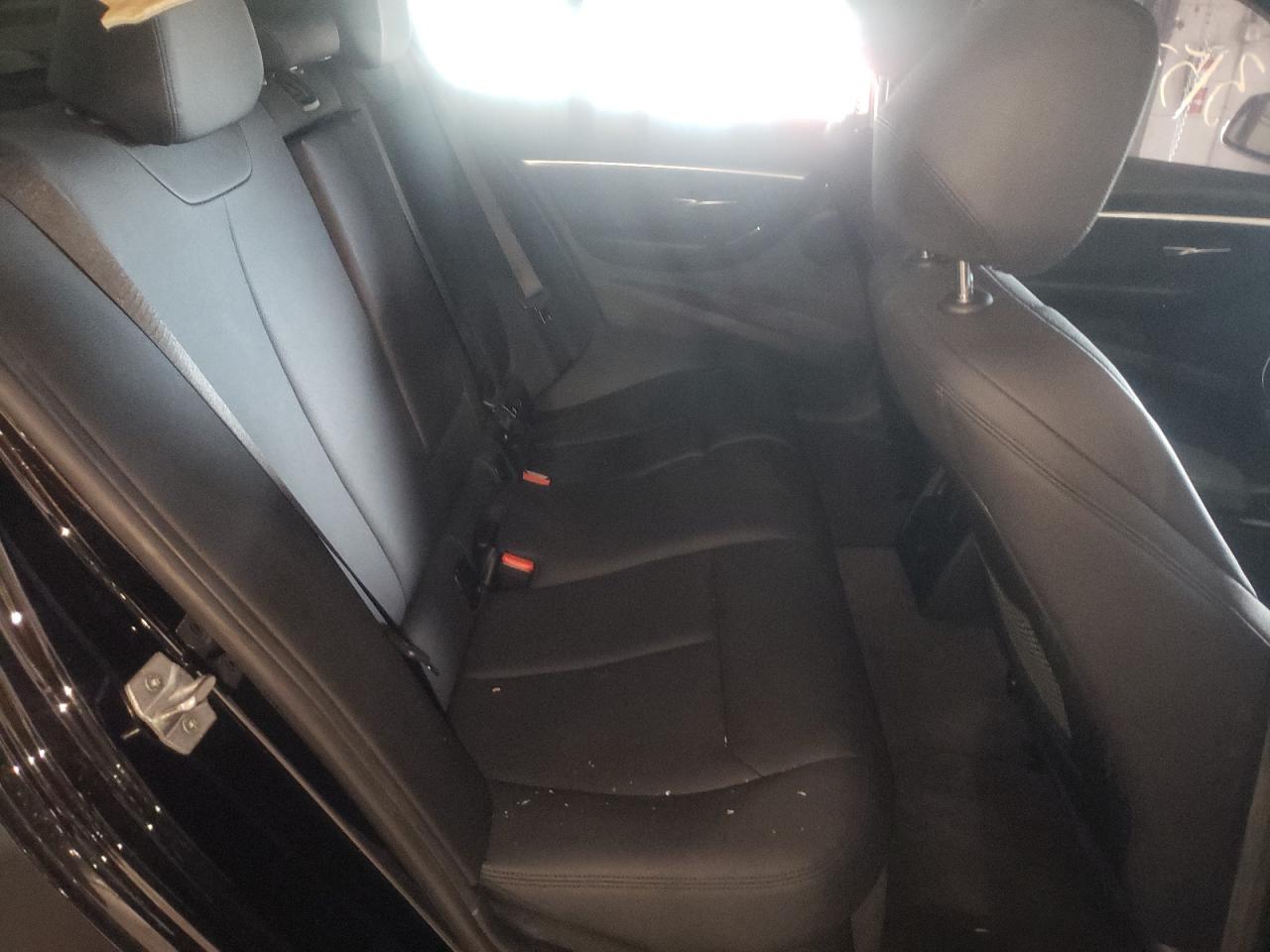 Photo 6 from auction – 2018 BMW 330 I with VIN WBA8B9G54JNU99034