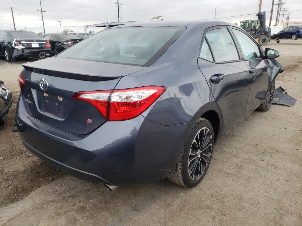Photo 4 from auction – 2016 TOYOTA COROLLA L with VIN 5YFBURHE6GP473046