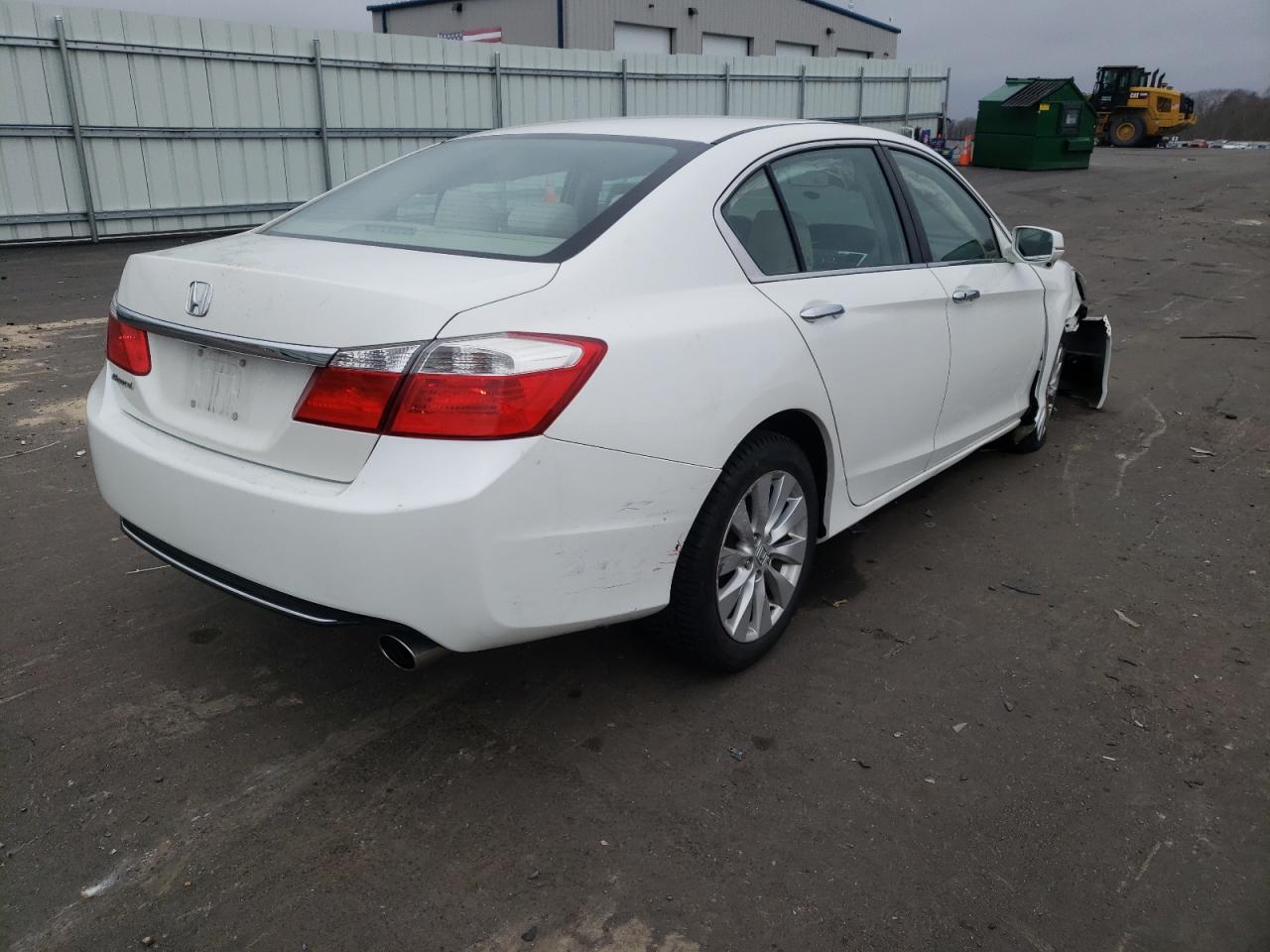 Photo 4 from auction – 2013 HONDA ACCORD EX with VIN 1HGCR2F75DA017882