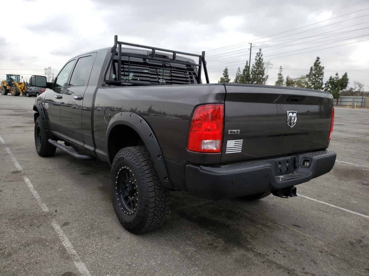 Photo 3 from auction – 2017 RAM 2500 SLT with VIN 3C6UR4ML3HG678291
