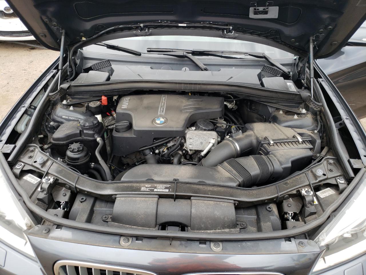Photo 7 from auction – 2014 BMW X1 XDRIVE2 with VIN WBAVL1C54EVY20373
