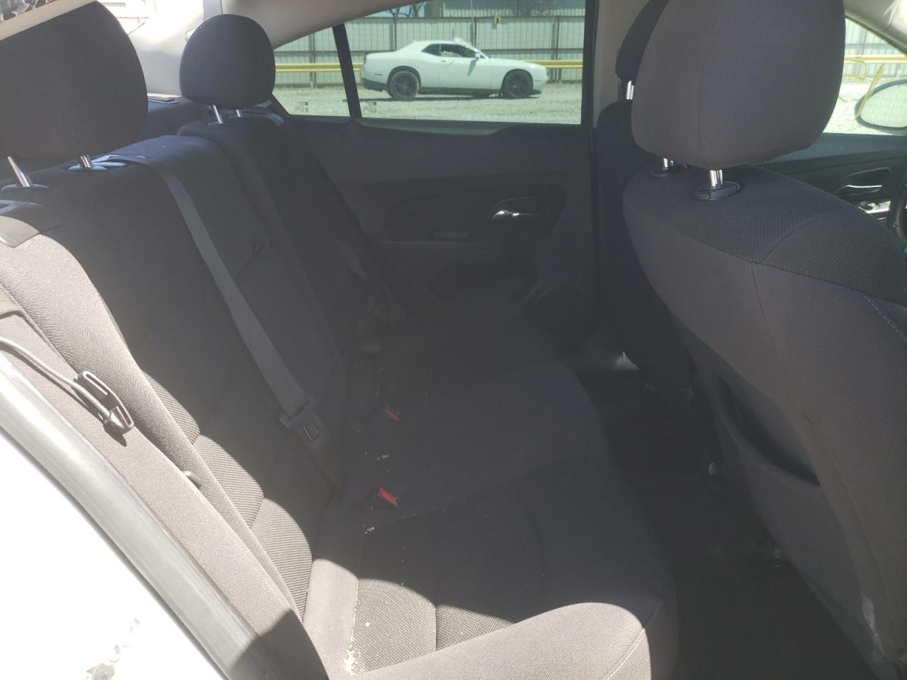 Photo 6 from auction – 2014 CHEVROLET CRUZE LT with VIN 1G1PC5SB5E7102483