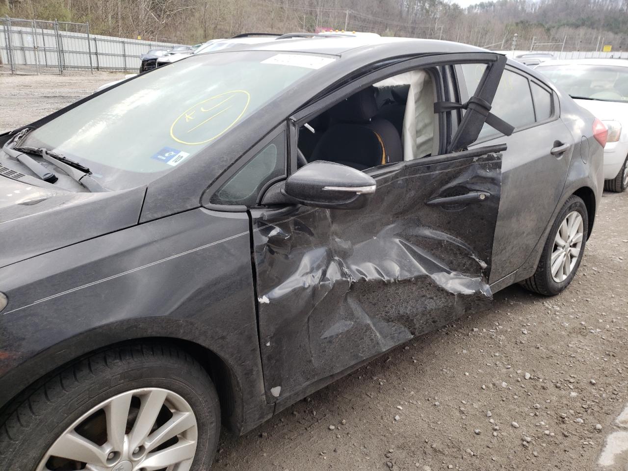 Photo 9 from auction – 2014 KIA FORTE LX with VIN KNAFX4A6XE5222214