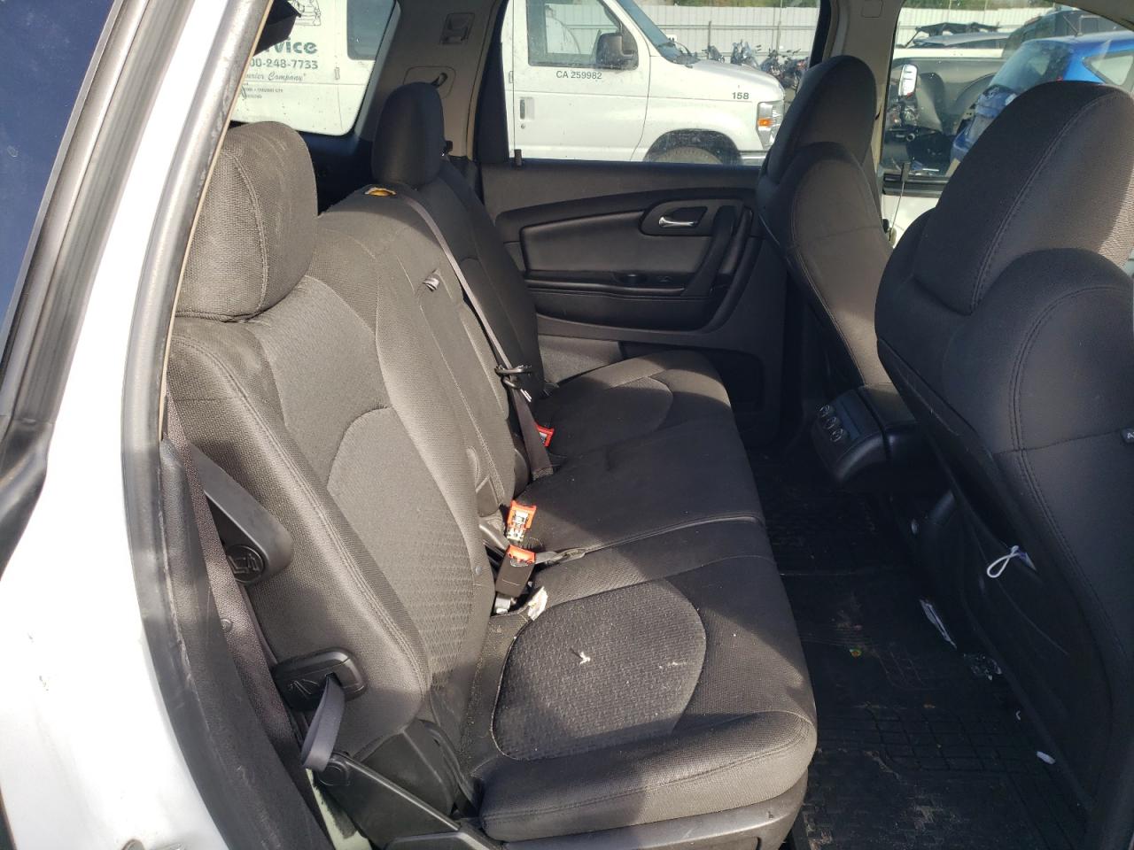 Photo 6 from auction – 2009 CHEVROLET TRAVERSE L with VIN 1GNER23D39S137108