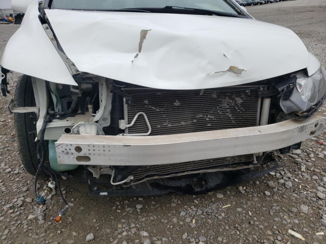Photo 9 from auction – 2011 HONDA CIVIC EXL with VIN 2HGFA1F95BH519399