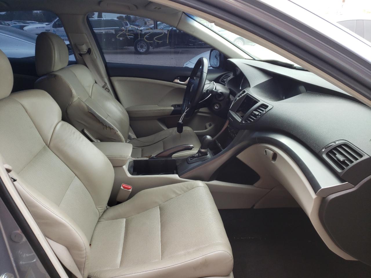 Photo 5 from auction – 2011 ACURA TSX with VIN JH4CU2F64BC003721