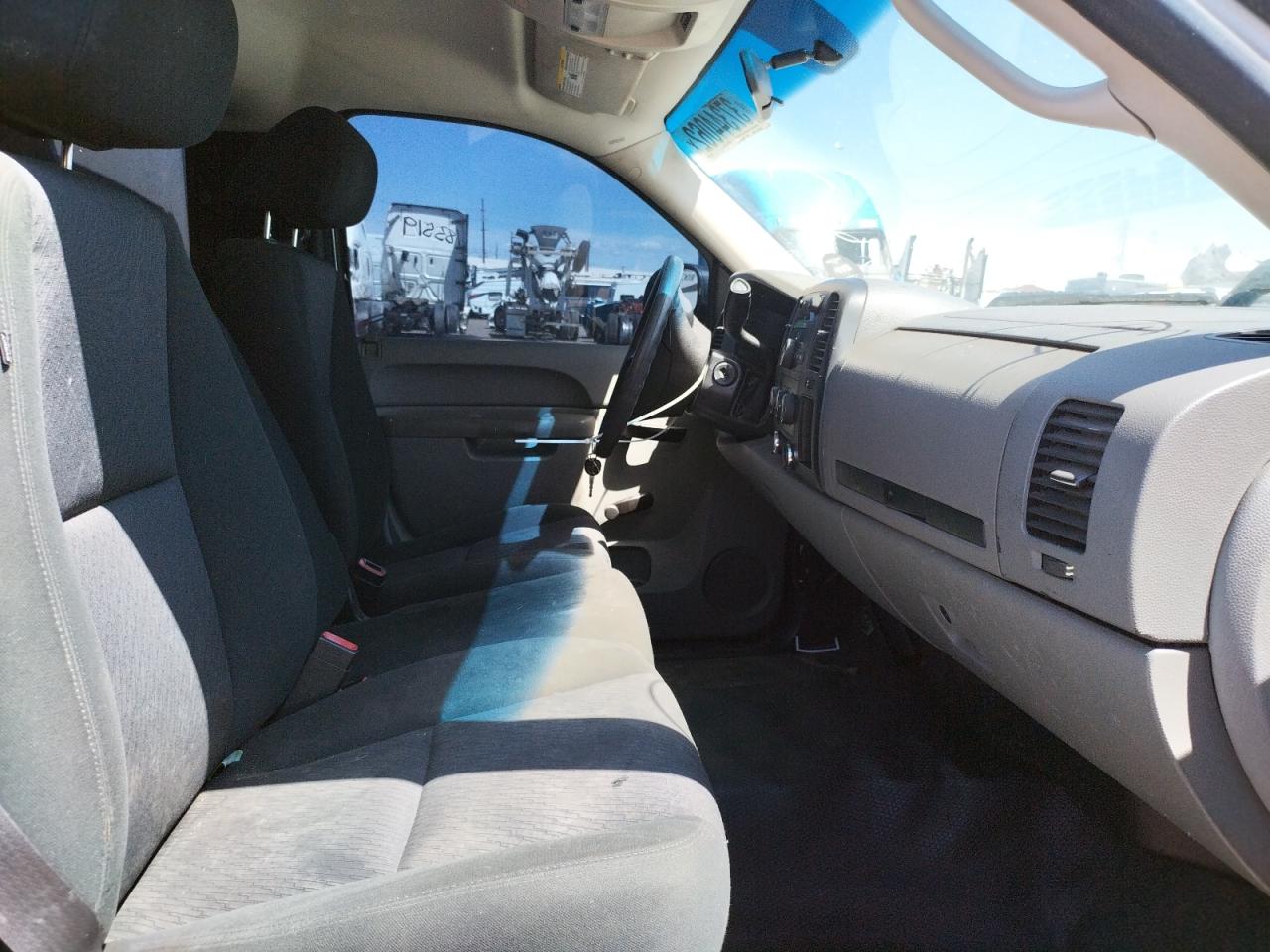 Photo 5 from auction – 2012 CHEVROLET SILVERADO with VIN 1GCNCPEX6CZ107971