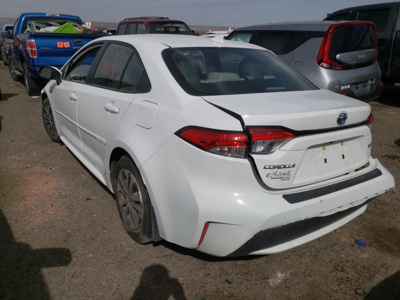 Photo 3 from auction – 2021 TOYOTA COROLLA LE with VIN JTDEAMDE4MJ006724