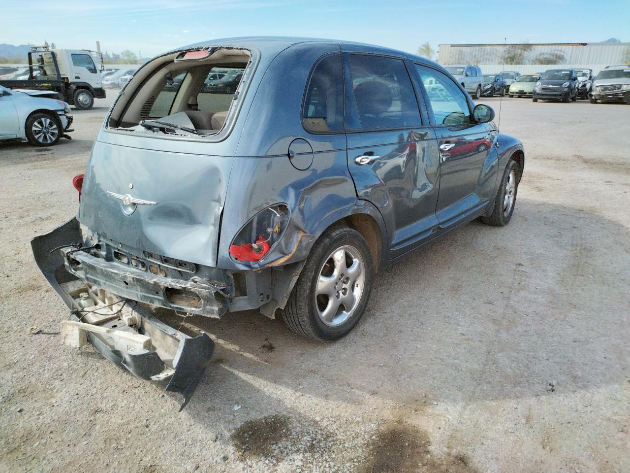 Photo 4 from auction – 2002 CHRYSLER PT CRUISER with VIN 3C4FY48B42T252498