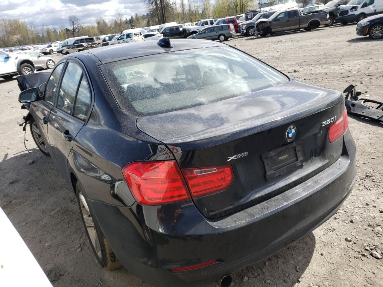 Photo 3 from auction – 2014 BMW 320 I XDRI with VIN WBA3C3C56EK200032