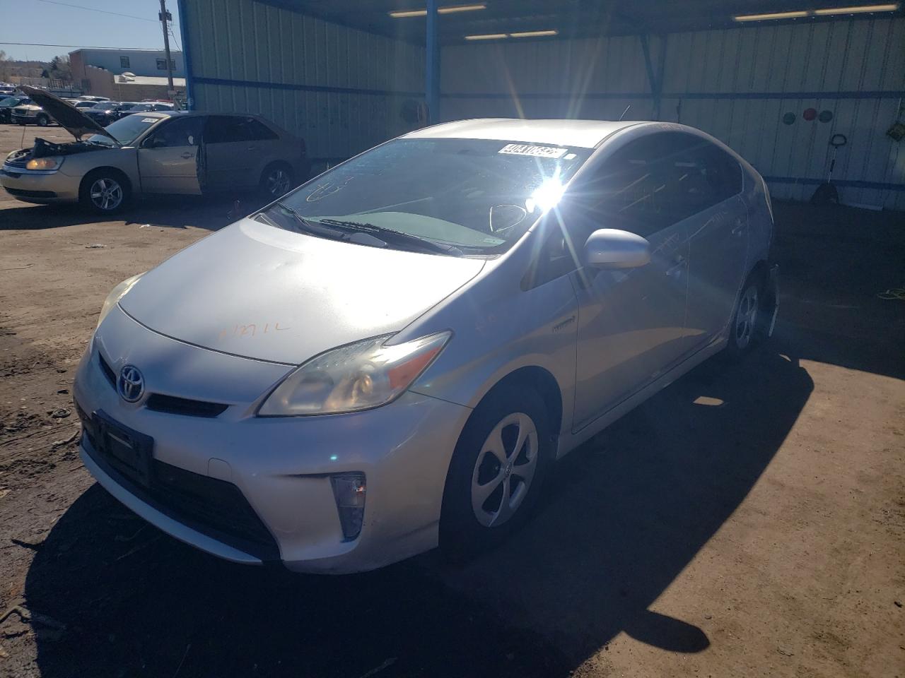 Photo 2 from auction – 2013 TOYOTA PRIUS with VIN JTDKN3DU7D5624203