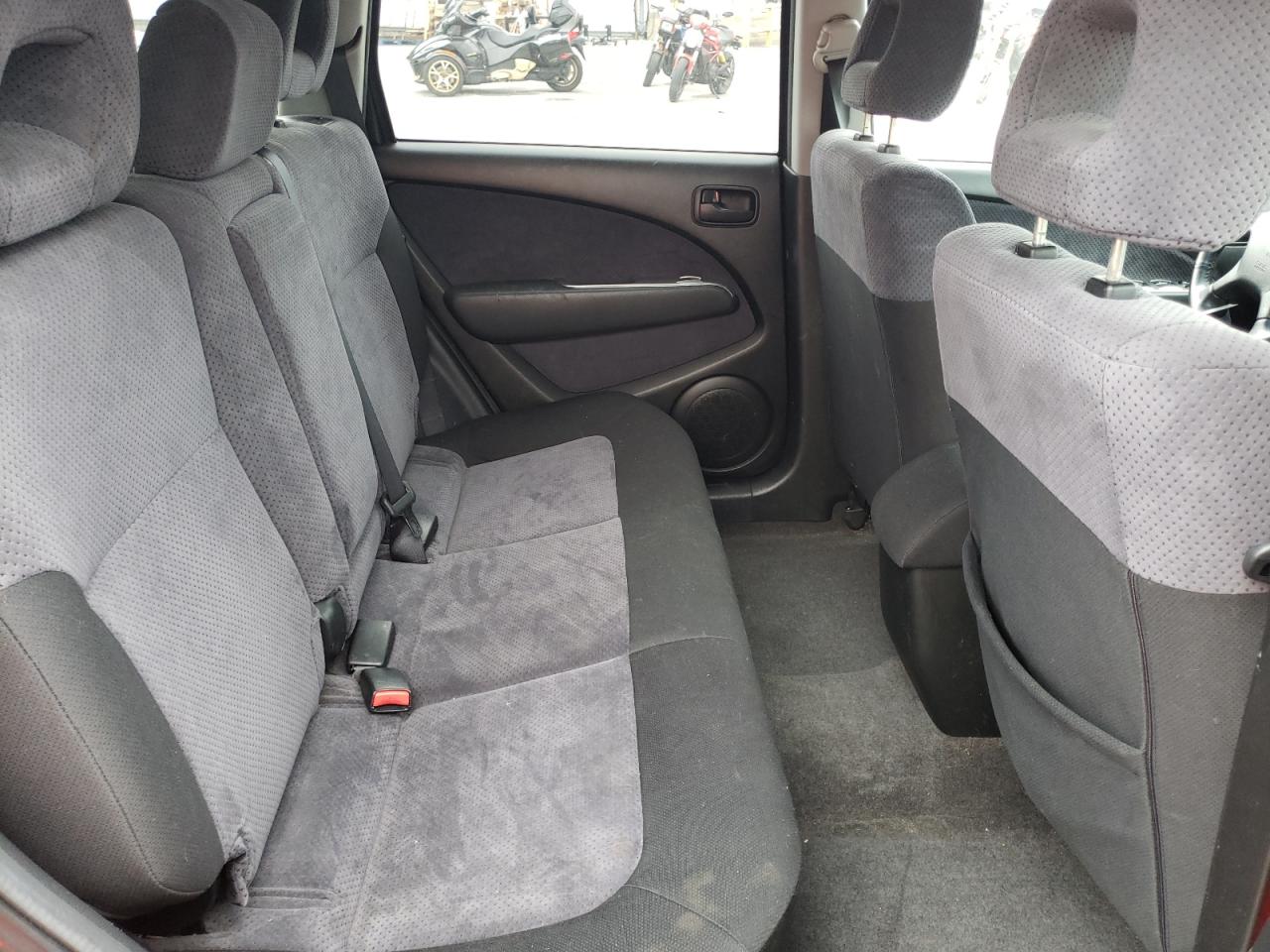 Photo 6 from auction – 2003 MITSUBISHI OUTLANDER with VIN JA4LZ41G43U034763