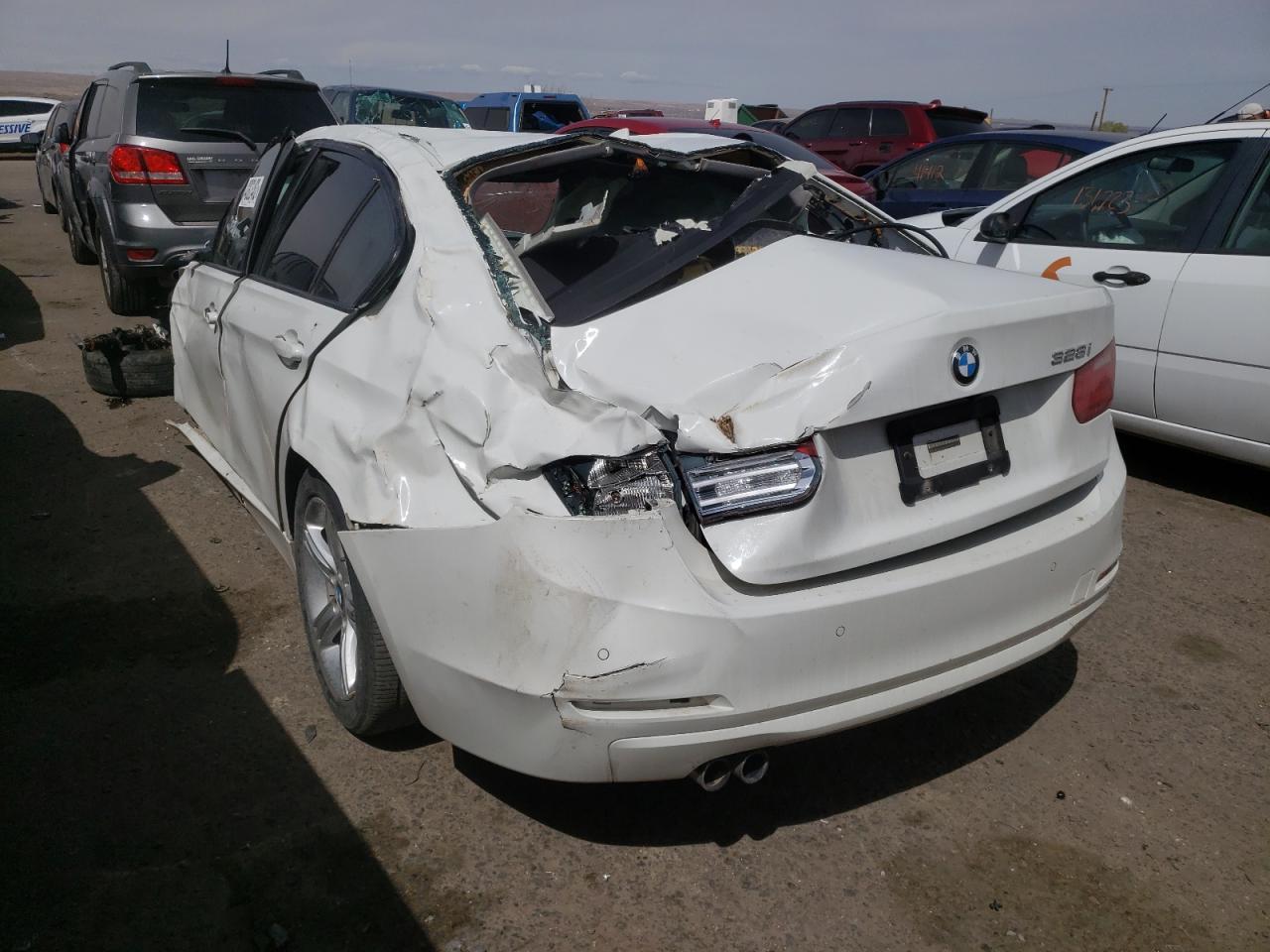 Photo 3 from auction – 2015 BMW 328 I with VIN WBA3A5G52FNS91277