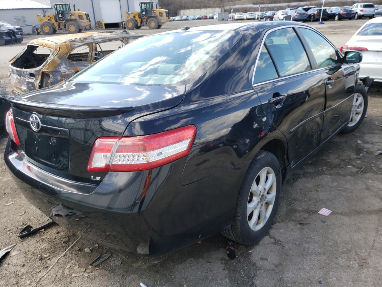 Photo 4 from auction – 2011 TOYOTA CAMRY BASE with VIN 4T4BF3EK1BR207111