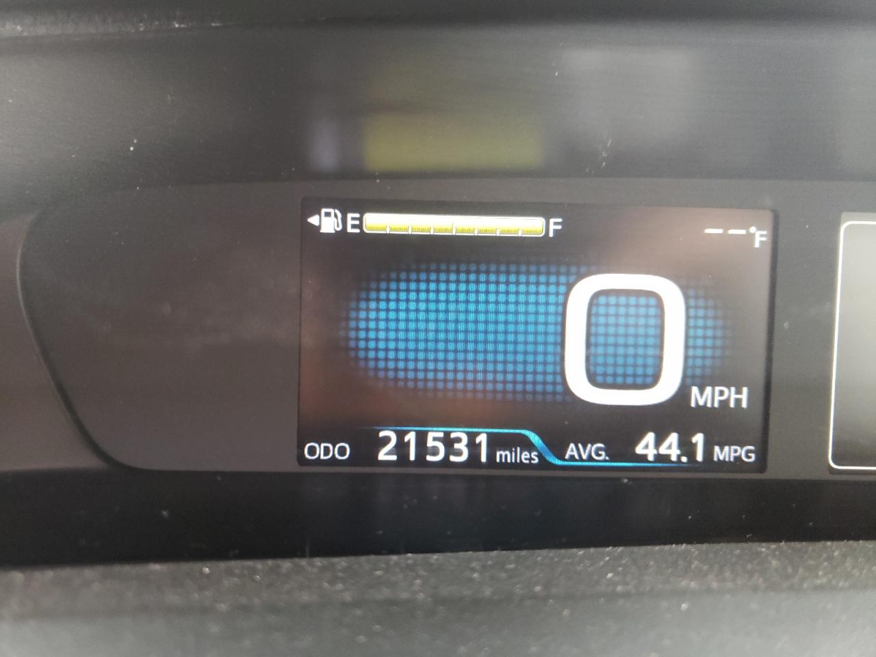 Photo 8 from auction – 2018 TOYOTA PRIUS with VIN JTDKBRFU5J3591976