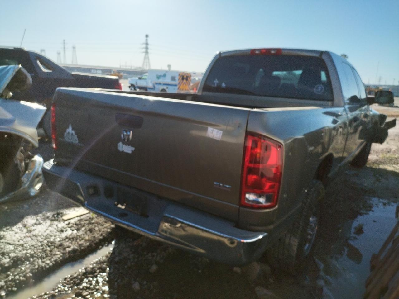 Photo 4 from auction – 2006 DODGE RAM 3500 with VIN 3D7LL39C06G136609