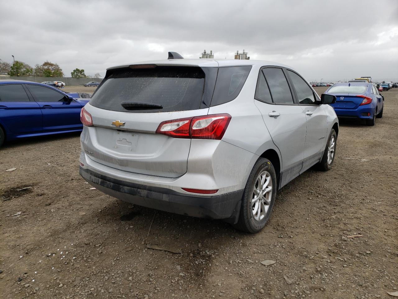 Photo 4 from auction – 2020 CHEVROLET EQUINOX LS with VIN 2GNAXHEV1L6205980