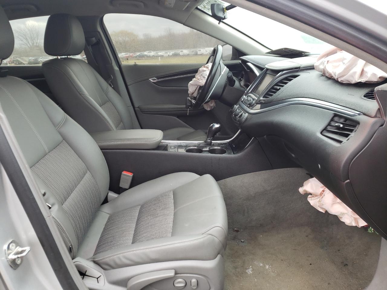 Photo 5 from auction – 2018 CHEVROLET IMPALA LT with VIN 2G1105S31J9175009