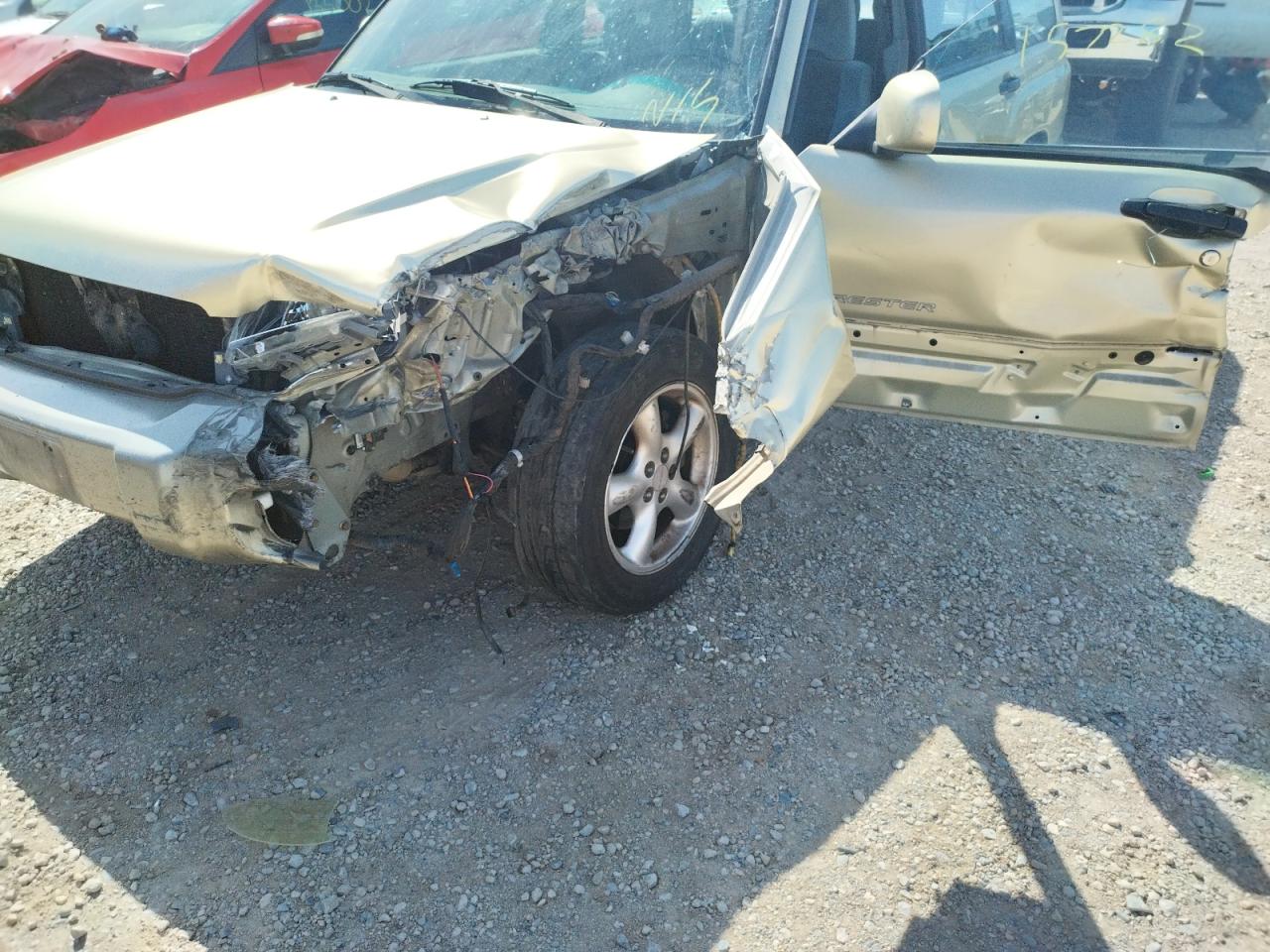 Photo 9 from auction – 2001 SUBARU FORESTER S with VIN JF1SF65571H709743