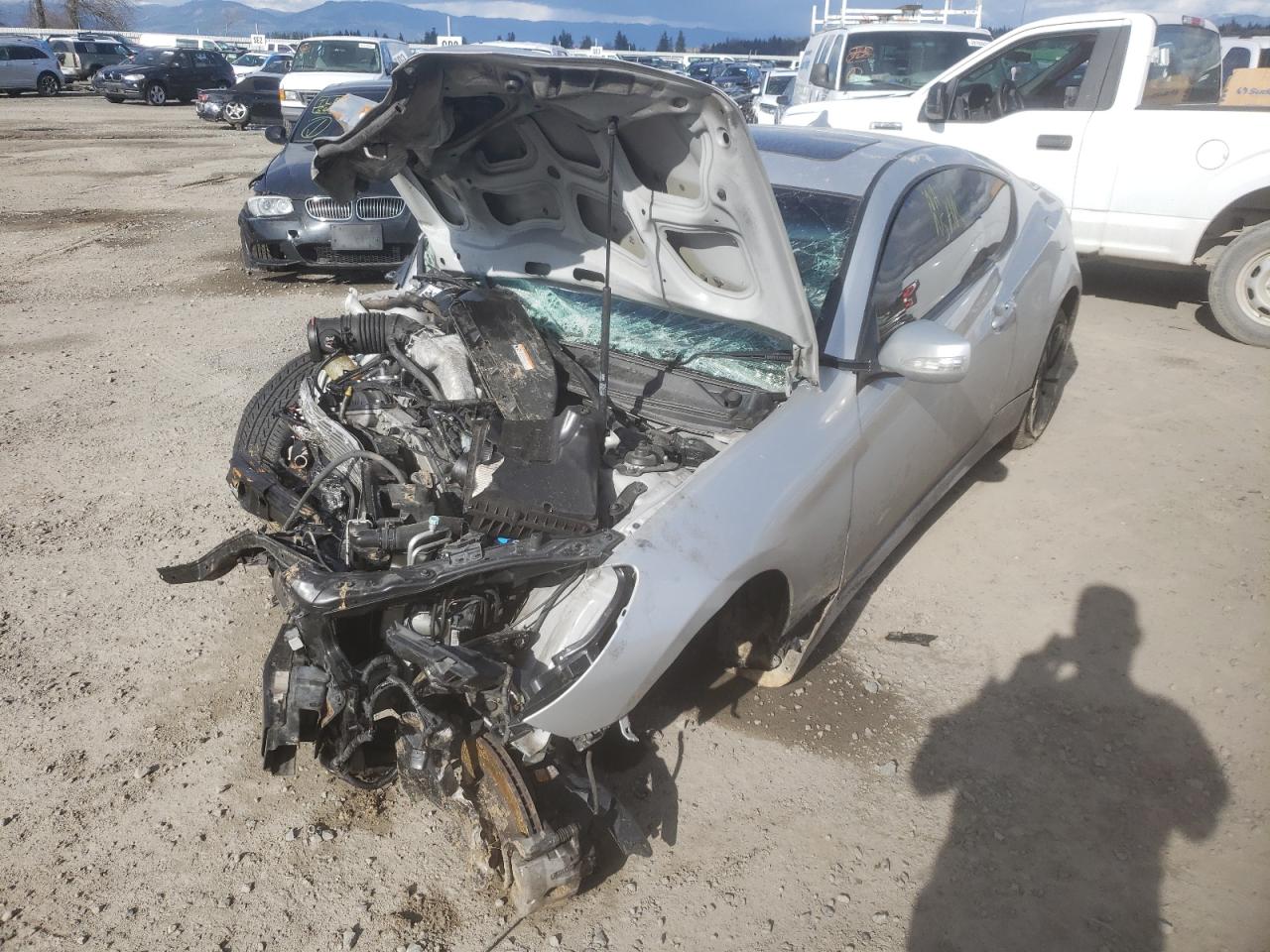 Photo 2 from auction – 2011 HYUNDAI GENESIS CO with VIN KMHHU6KH1BU064083