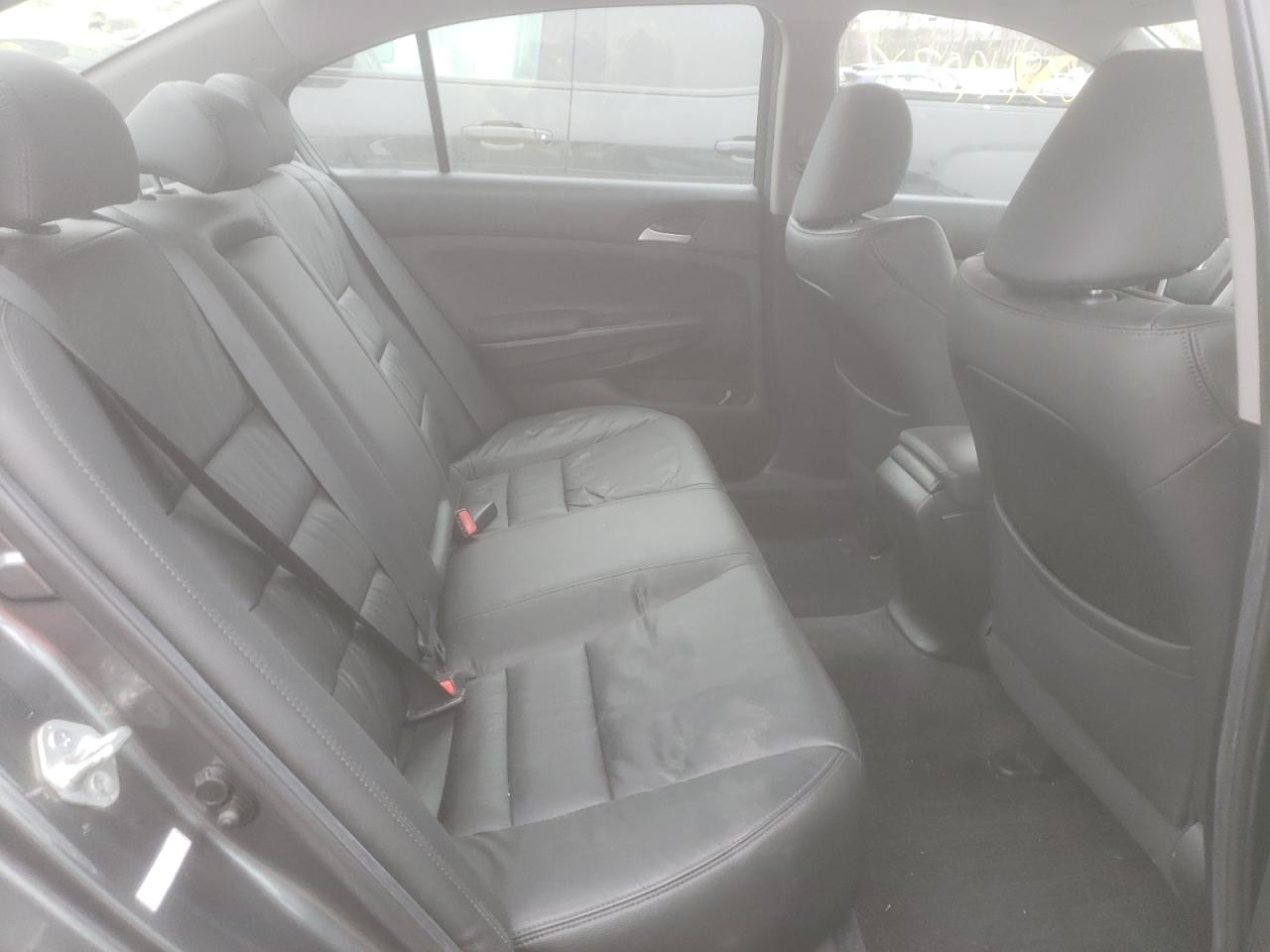 Photo 6 from auction – 2011 HONDA ACCORD SE with VIN 1HGCP2F61BA037847
