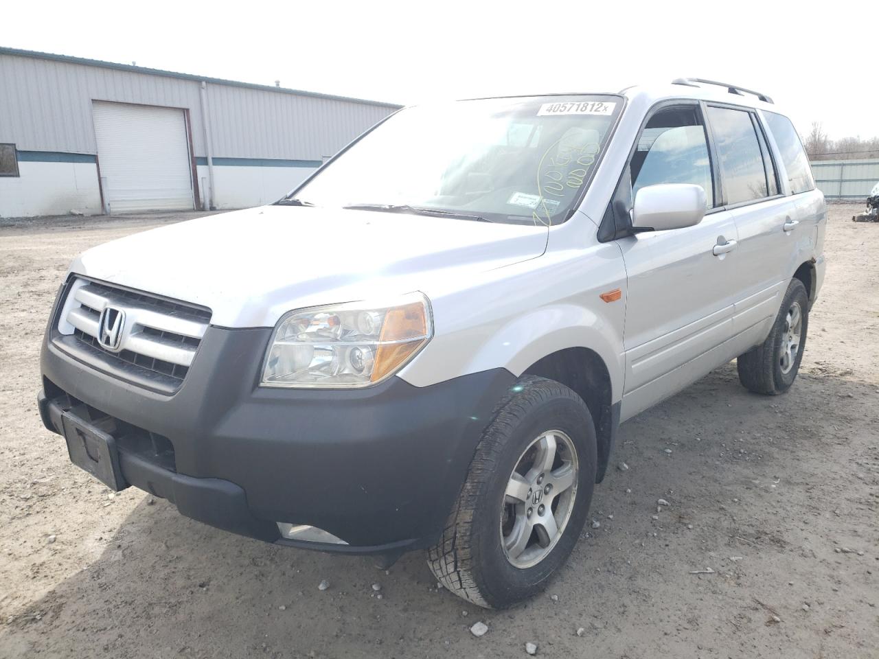 Photo 2 from auction – 2006 HONDA PILOT EX with VIN 2HKYF18456H501766