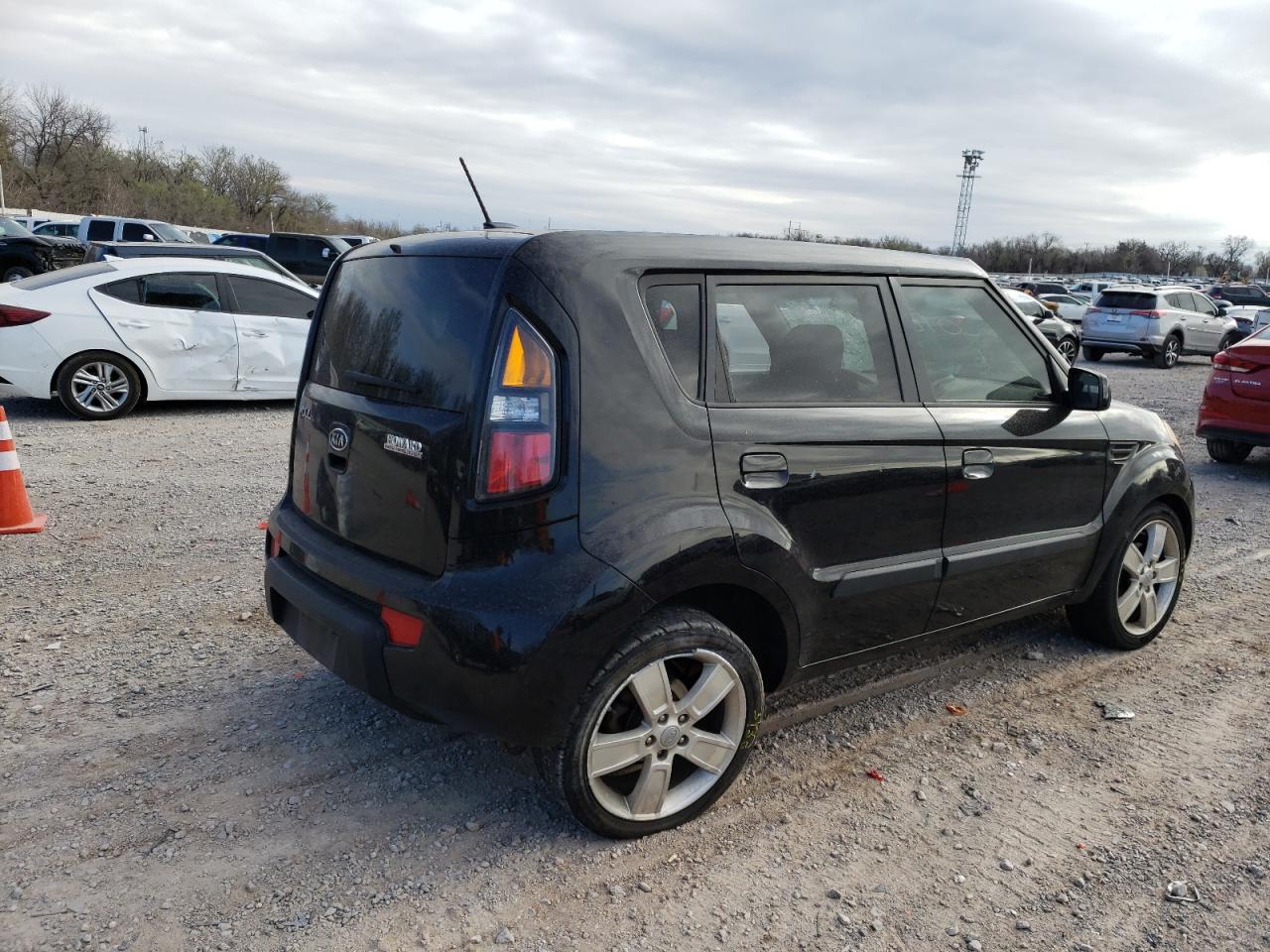 Photo 4 from auction – 2010 KIA SOUL + with VIN KNDJT2A23A7180140