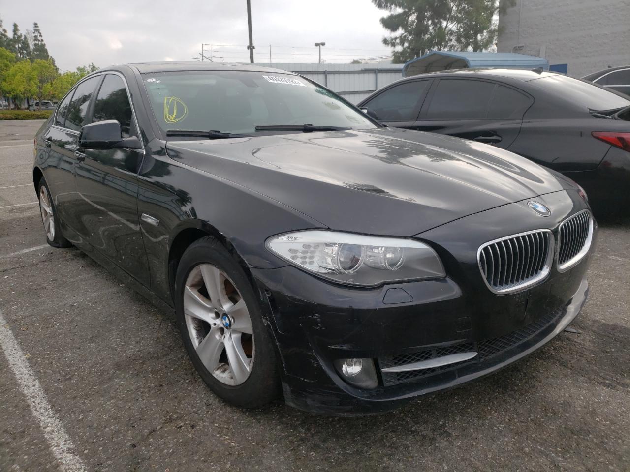BMW 528 I 2013 with VIN WBAXG5C58DDY34687 - Photo from auction