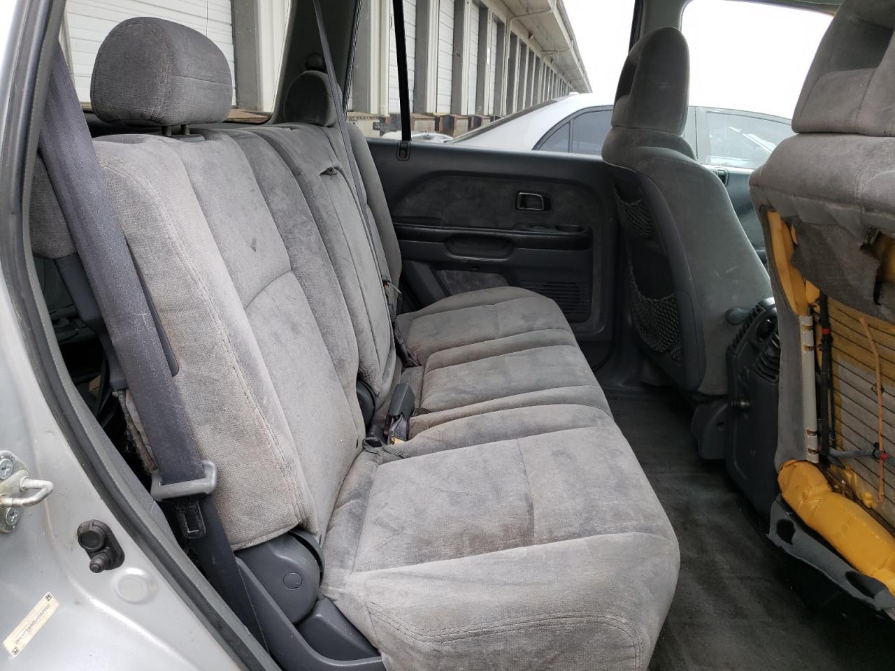 Photo 6 from auction – 2005 HONDA PILOT EX with VIN 2HKYF18485H540902
