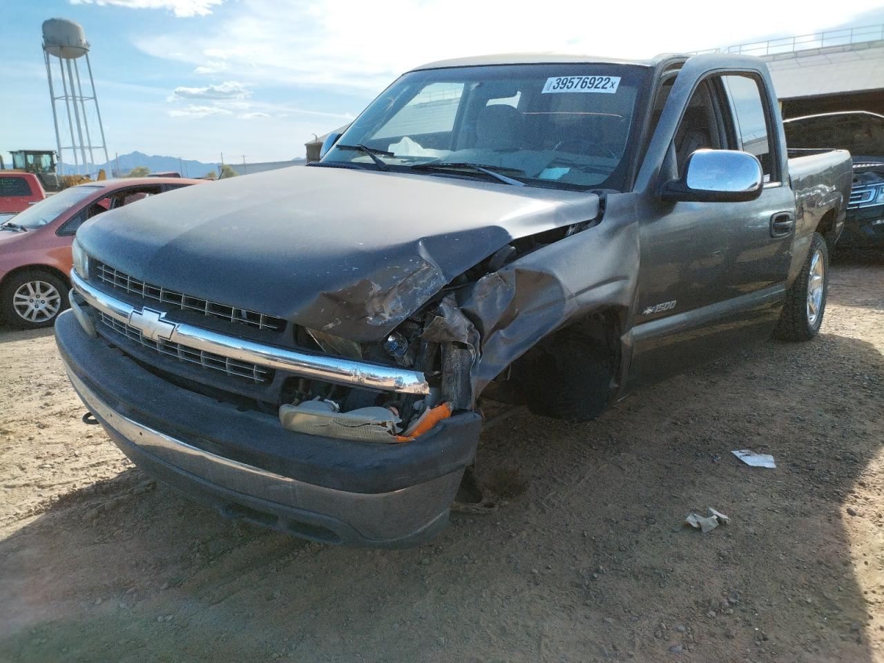 صورة رقم 2 من المزاد - 2000 CHEVROLET SILVERADO مع VIN 1GCEK19V8YE264277