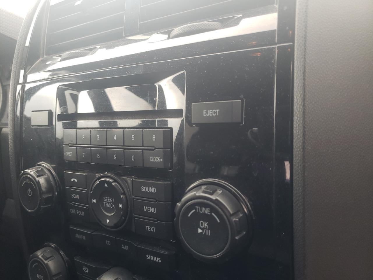 Photo 9 from auction – 2012 FORD ESCAPE LIM with VIN 1FMCU0EG3CKC16405