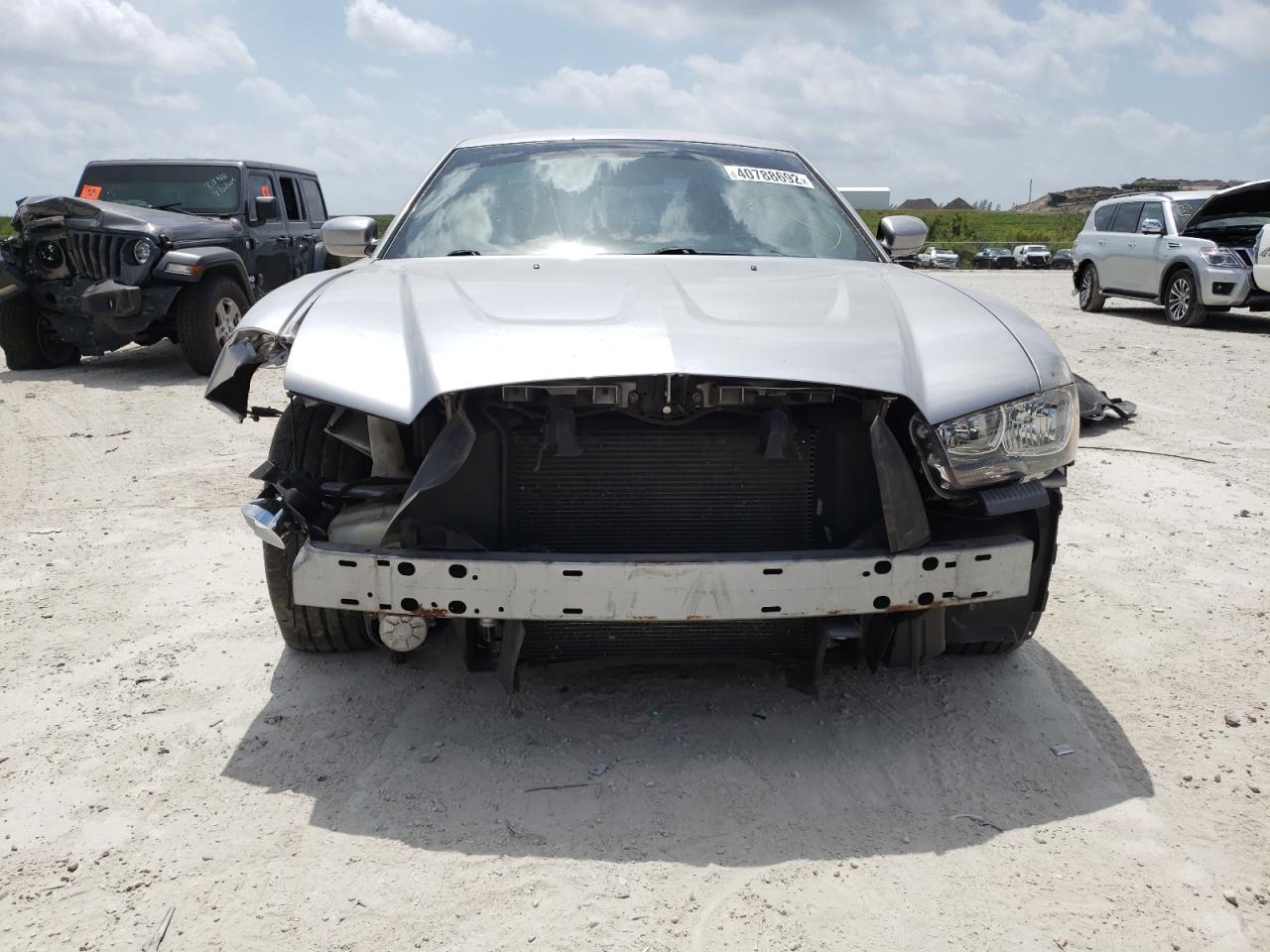 Photo 9 from auction – 2011 DODGE CHARGER with VIN 2B3CL3CG5BH532200