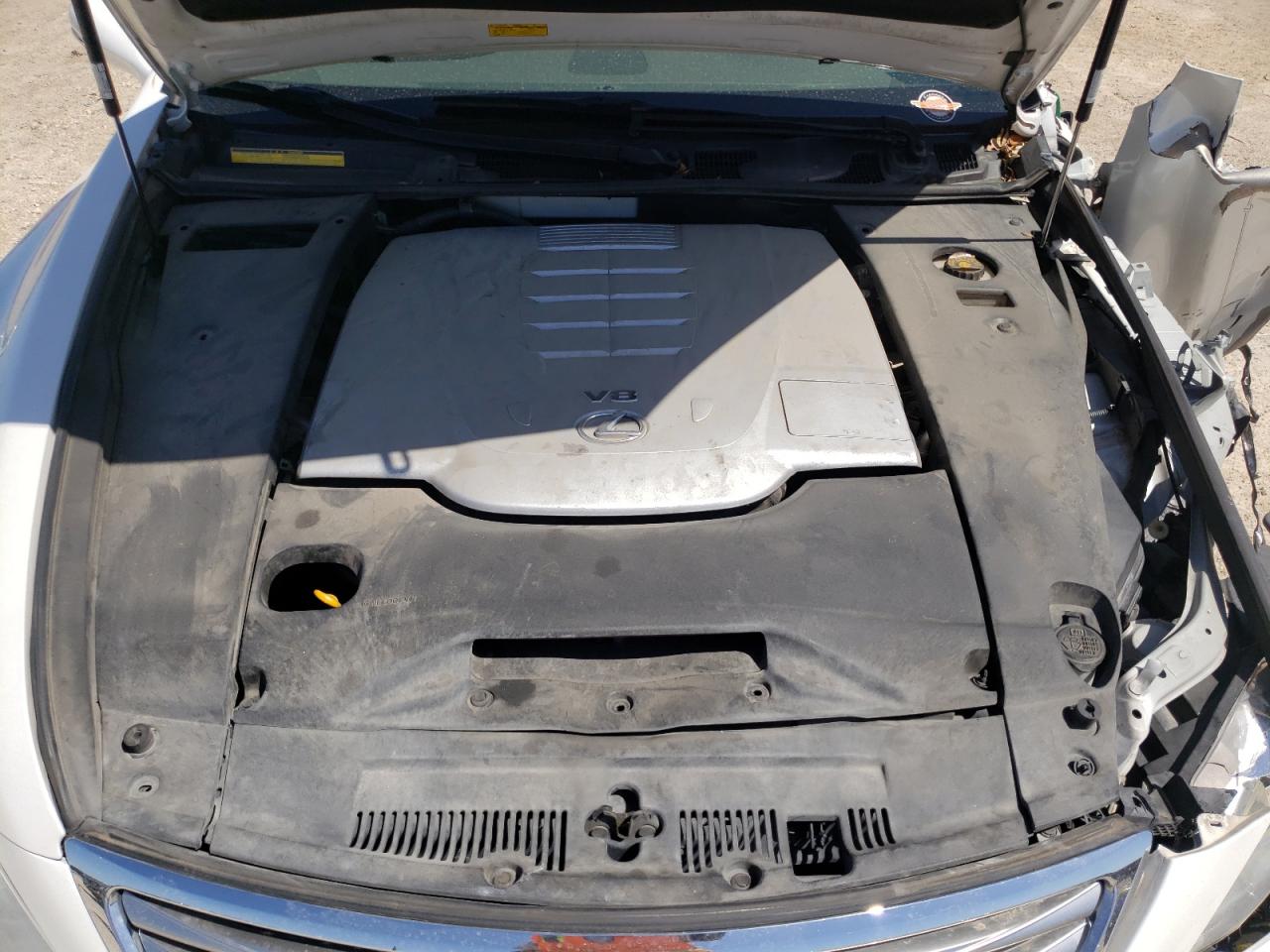 Photo 7 from auction – 2010 LEXUS LS 460L with VIN JTHGL5EF0A5037956