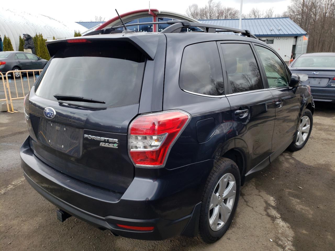 Photo 4 from auction – 2015 SUBARU FORESTER 2 with VIN JF2SJARC8FH538272
