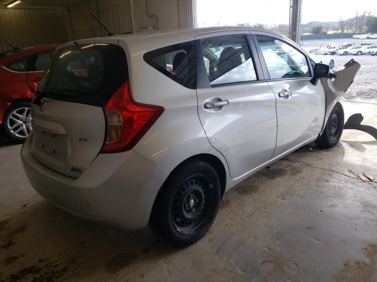 Photo 4 from auction – 2015 NISSAN VERSA NOTE with VIN 3N1CE2CP8FL440677