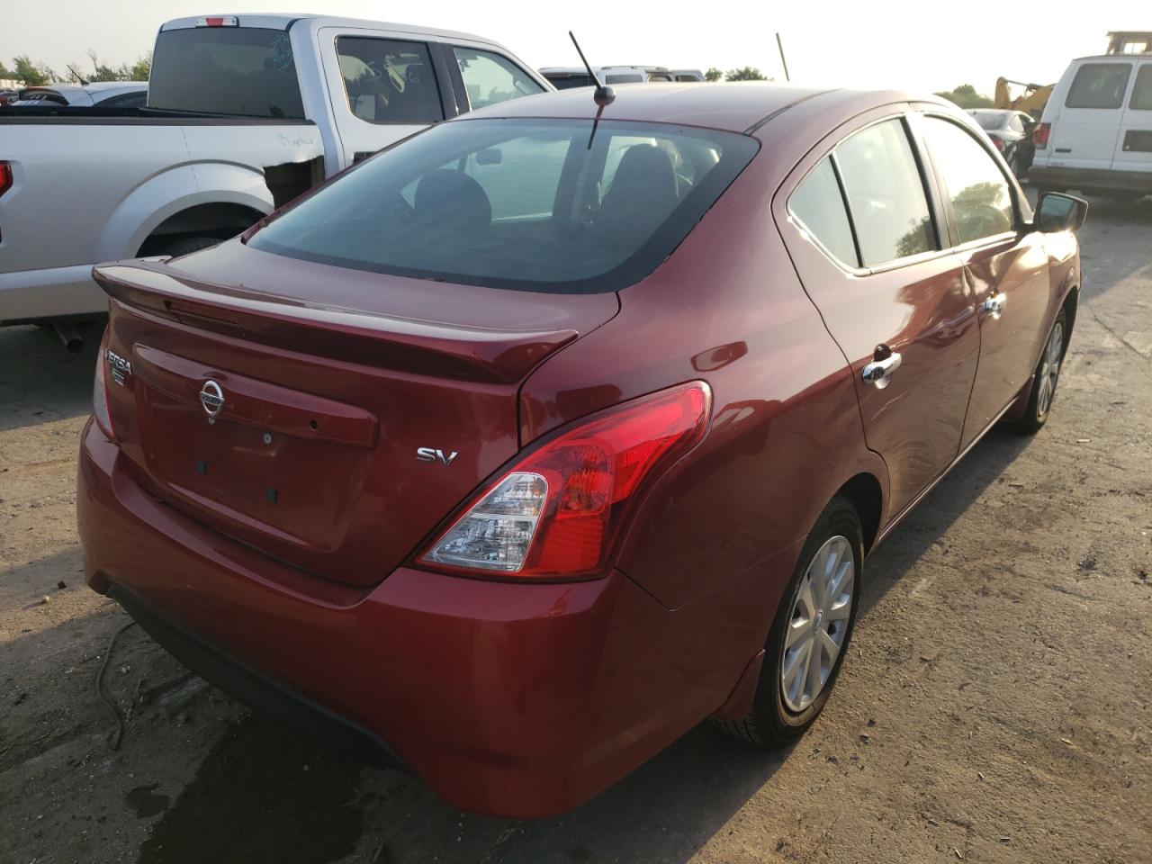 Photo 4 from auction – 2017 NISSAN VERSA S with VIN 3N1CN7AP4HK458909