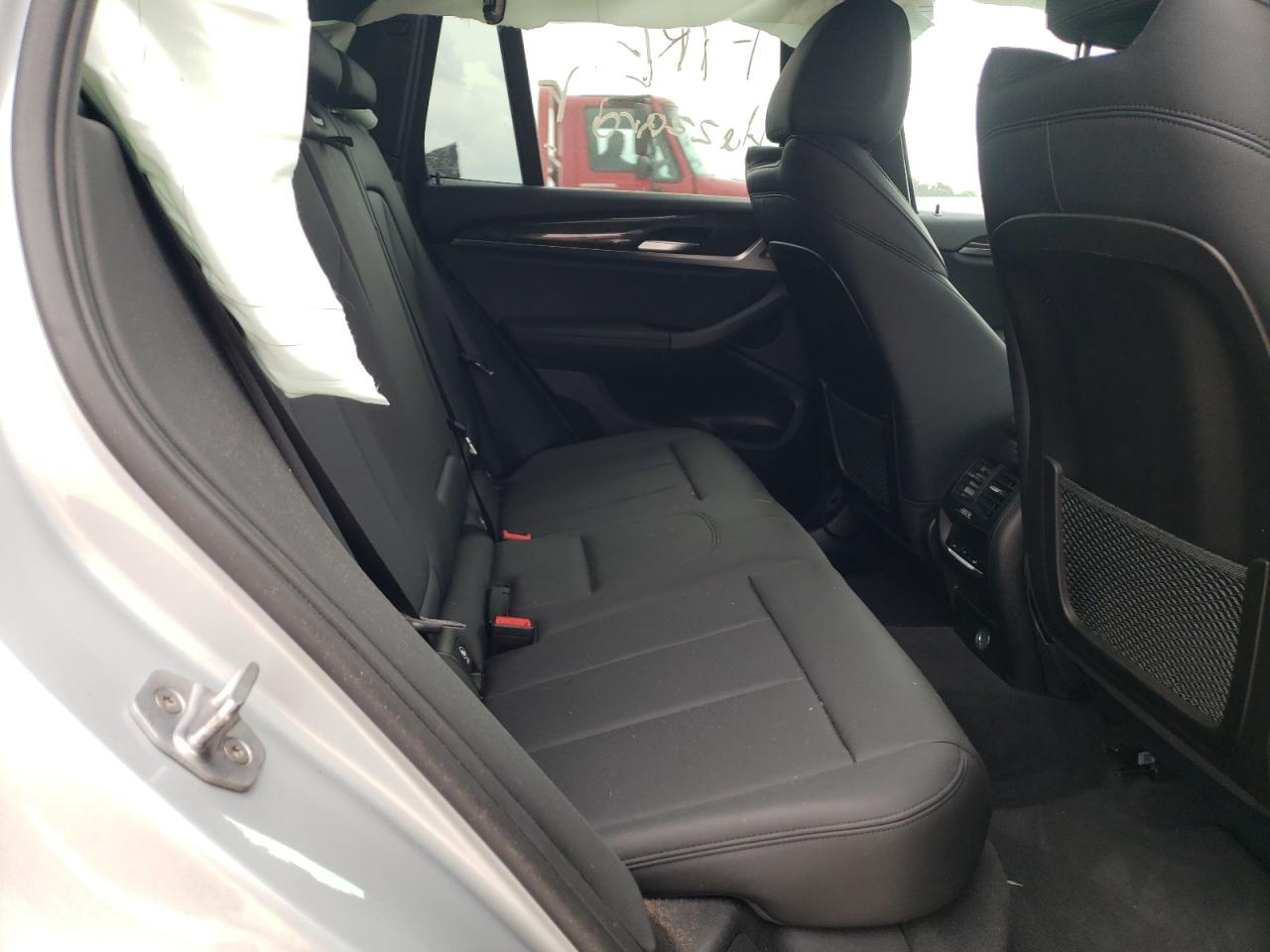 Photo 6 from auction – 2018 BMW X3 with VIN 5UXTR9C50JLC72998