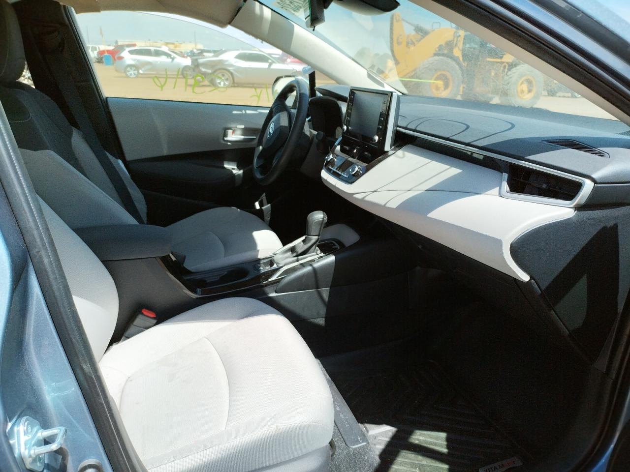 Photo 5 from auction – 2021 TOYOTA COROLLA LE with VIN JTDEAMDE1MJ031404