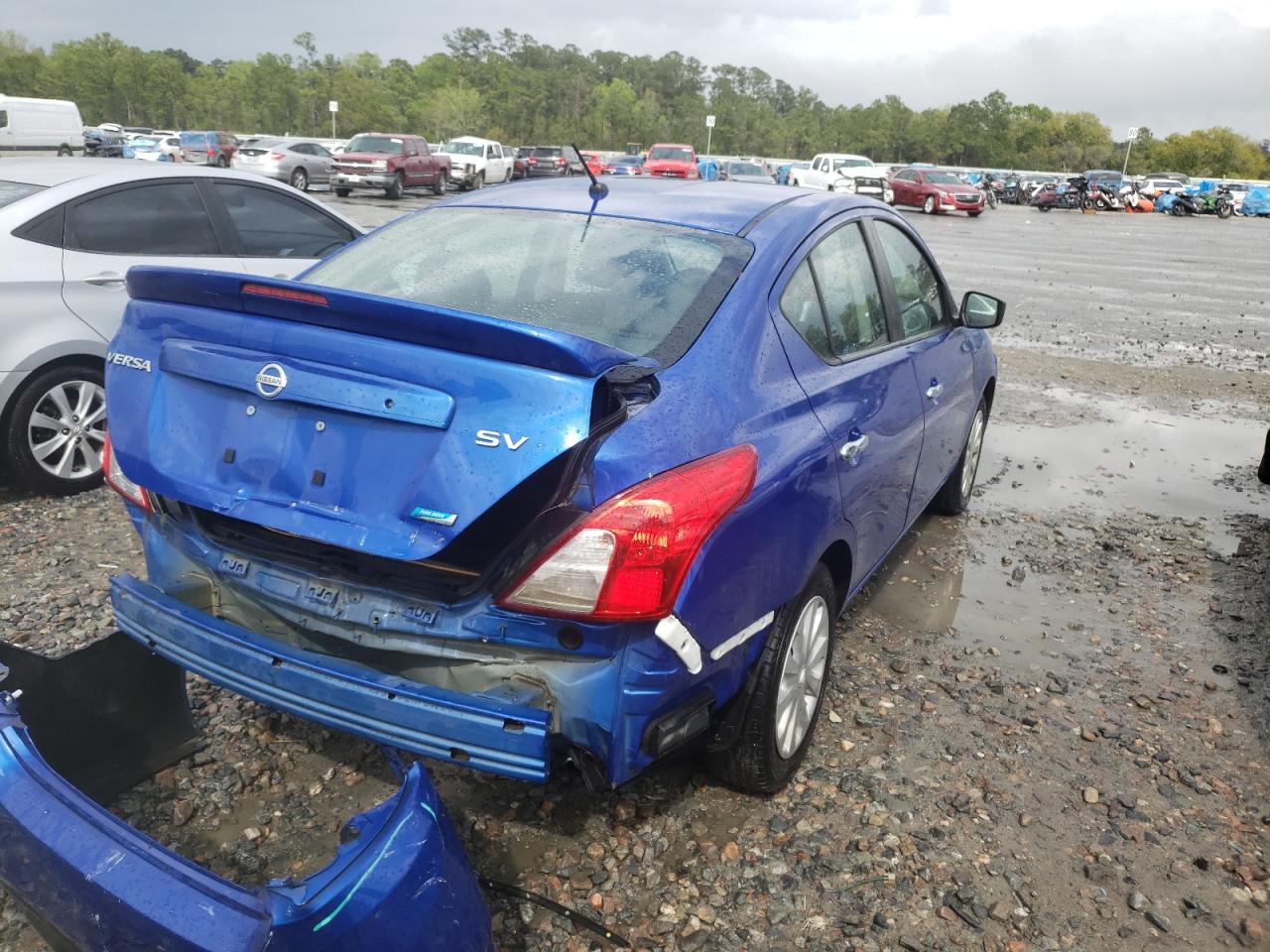 Photo 4 from auction – 2016 NISSAN VERSA S with VIN 3N1CN7AP5GL885699