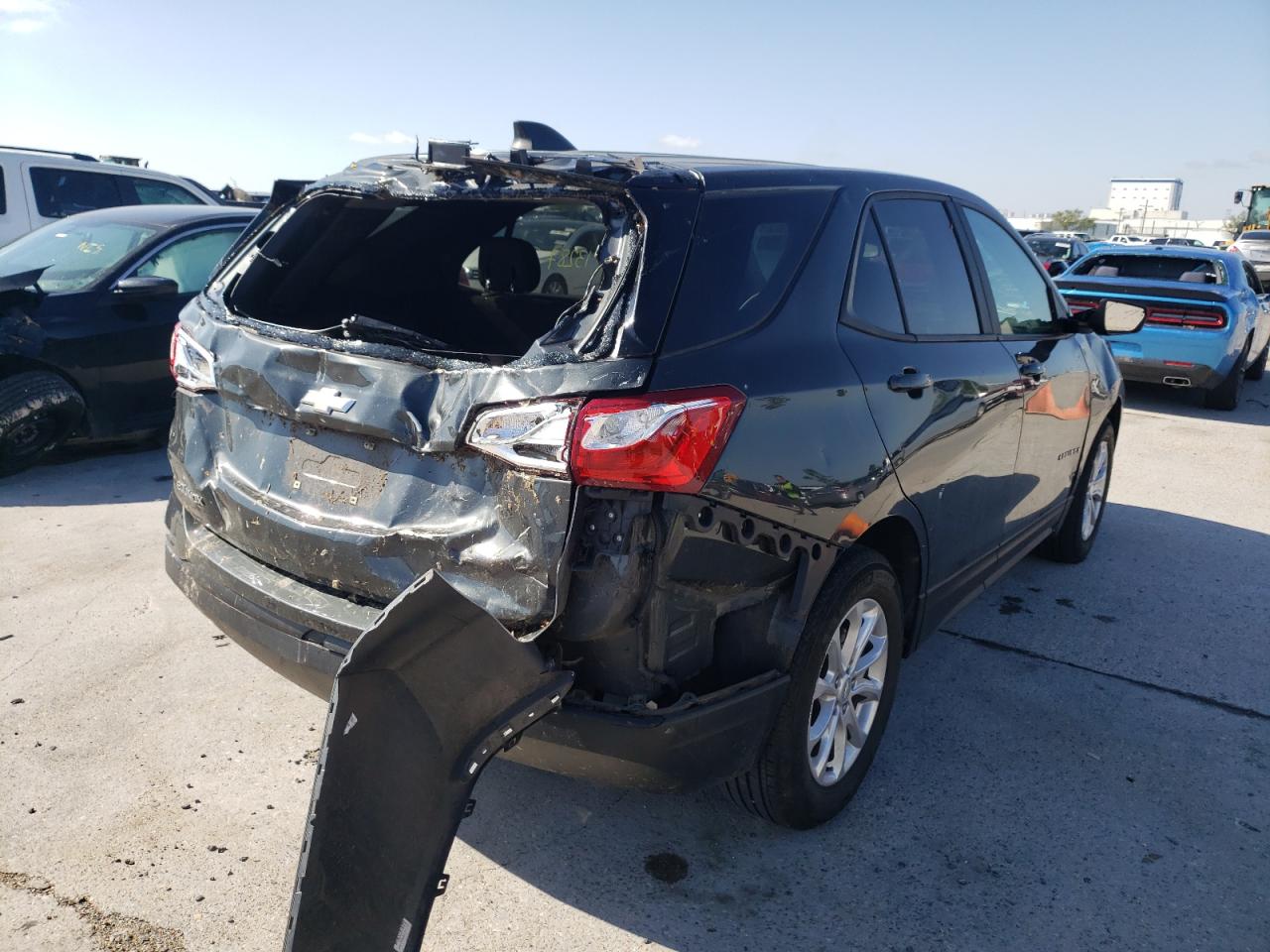 Photo 4 from auction – 2020 CHEVROLET EQUINOX LS with VIN 3GNAXHEV7LS642660