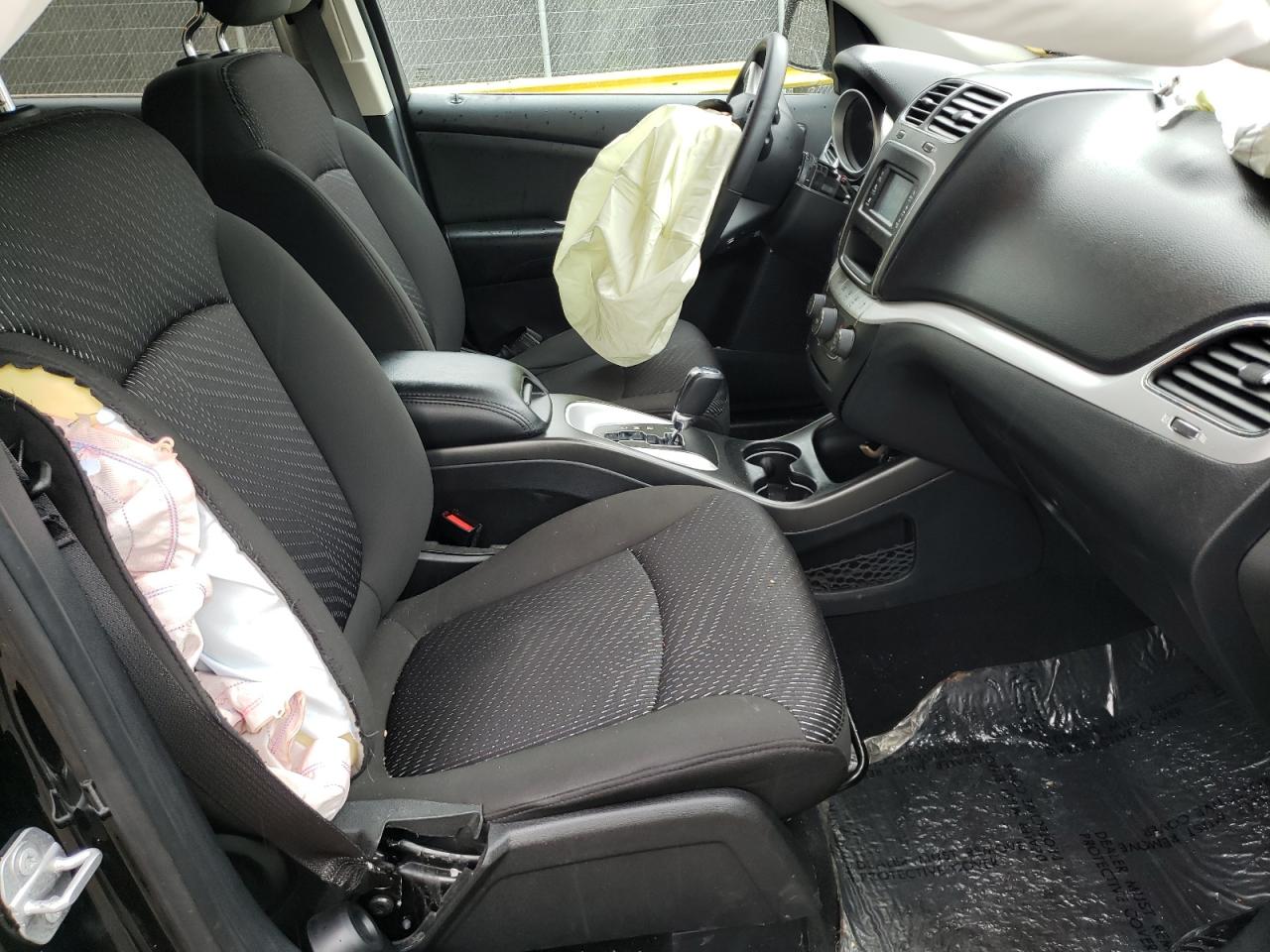 Photo 5 from auction – 2019 DODGE JOURNEY SE with VIN 3C4PDCBB8KT687205