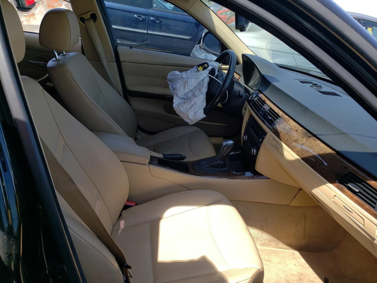 Photo 5 from auction – 2010 BMW 328 I SULE with VIN WBAPH5G59ANM36076