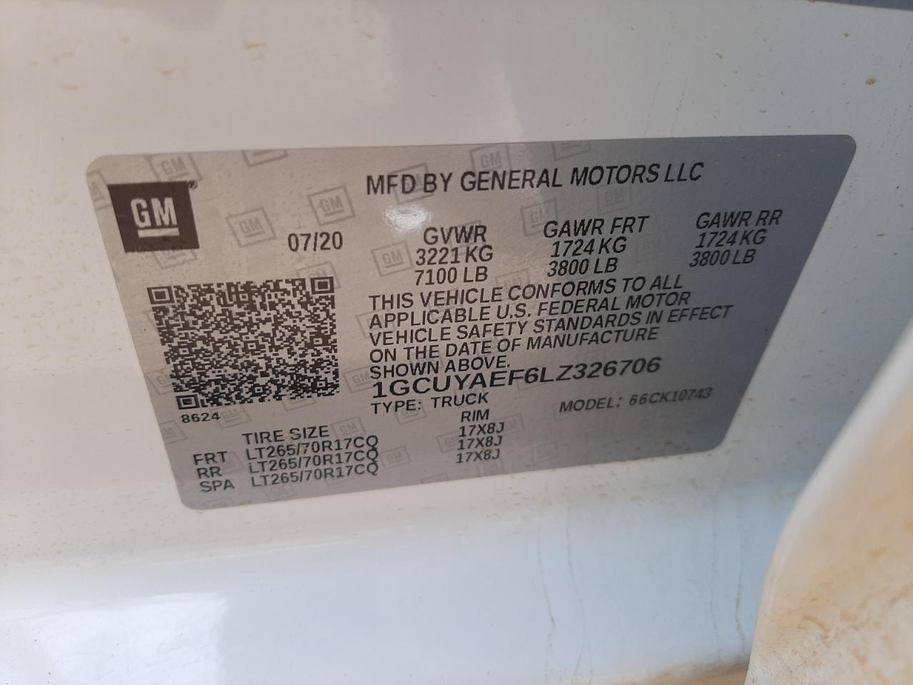 Photo 10 from auction – 2020 CHEVROLET SILVERADO with VIN 1GCUYAEF6LZ326706