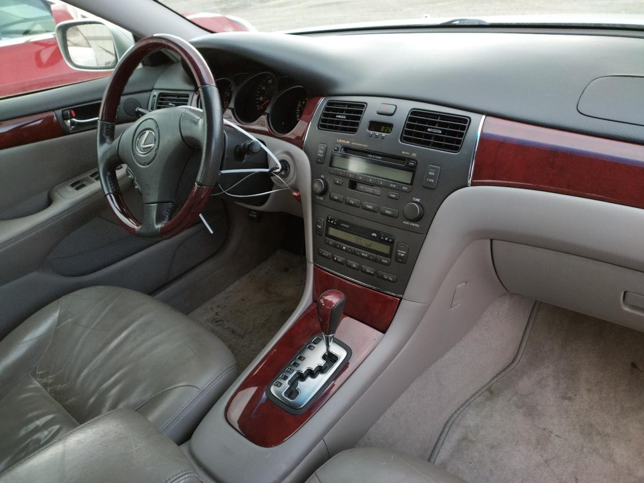 Photo 9 from auction – 2003 LEXUS ES 300 with VIN JTHBF30G530115248