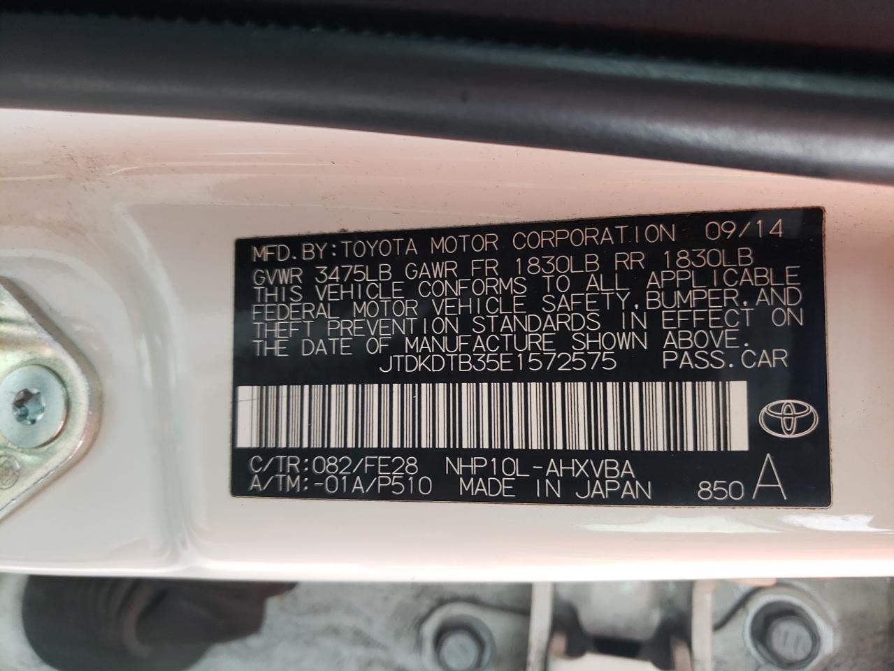 Photo 10 from auction – 2014 TOYOTA PRIUS C with VIN JTDKDTB35E1572575
