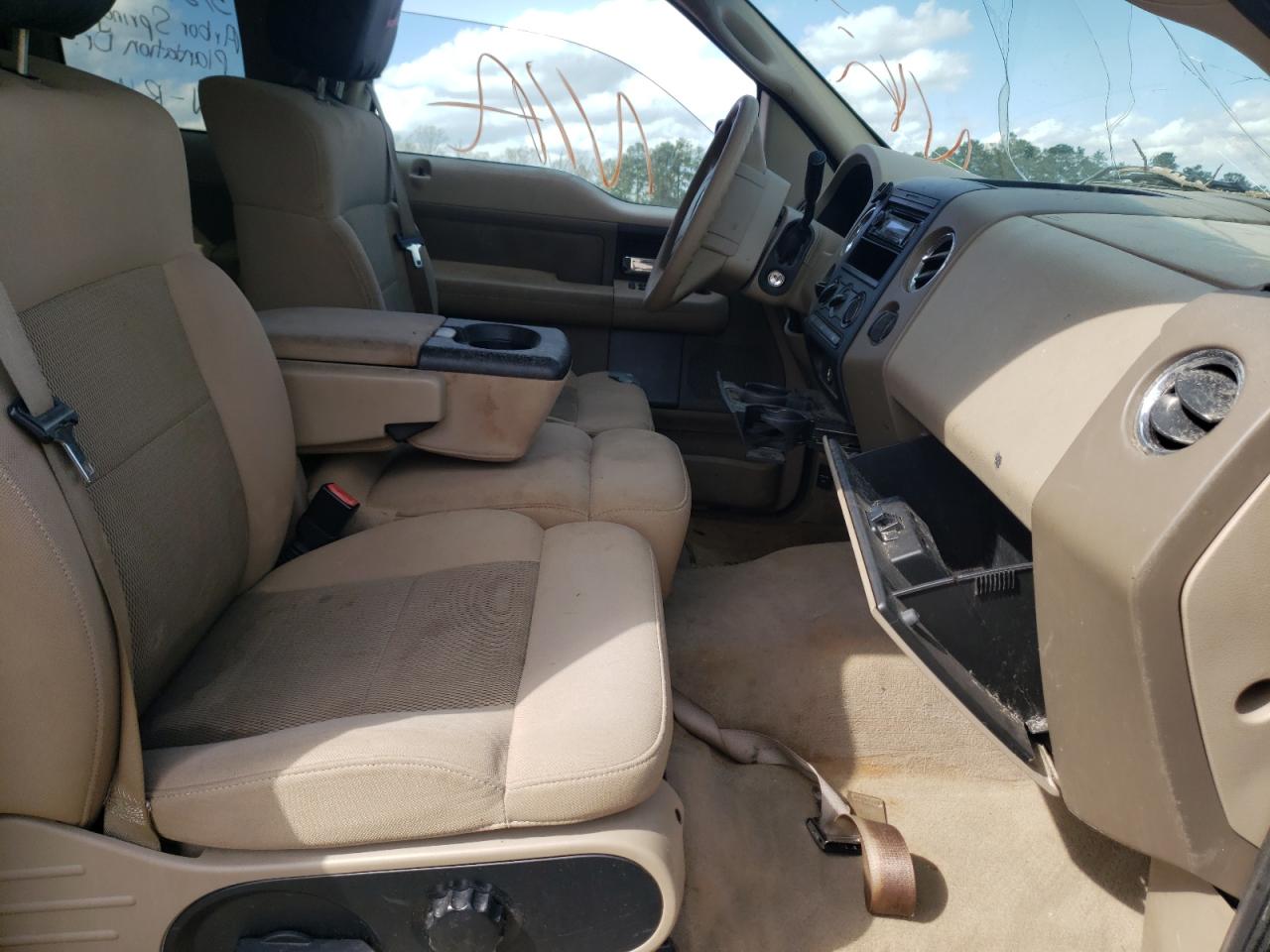 Photo 5 from auction – 2004 FORD F150 with VIN 1FTPX02544KD89299