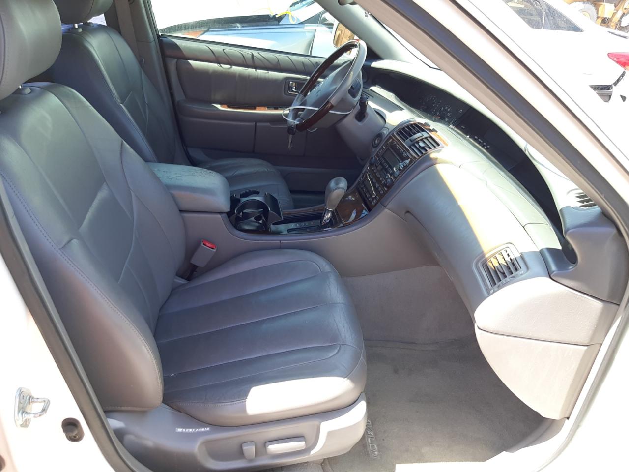 Photo 5 from auction – 2003 TOYOTA AVALON XL with VIN 4T1BF28B13U293845