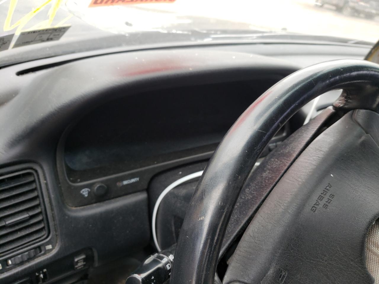 Photo 8 from auction – 1993 LEXUS LS 400 with VIN JT8UF11EXP0165370